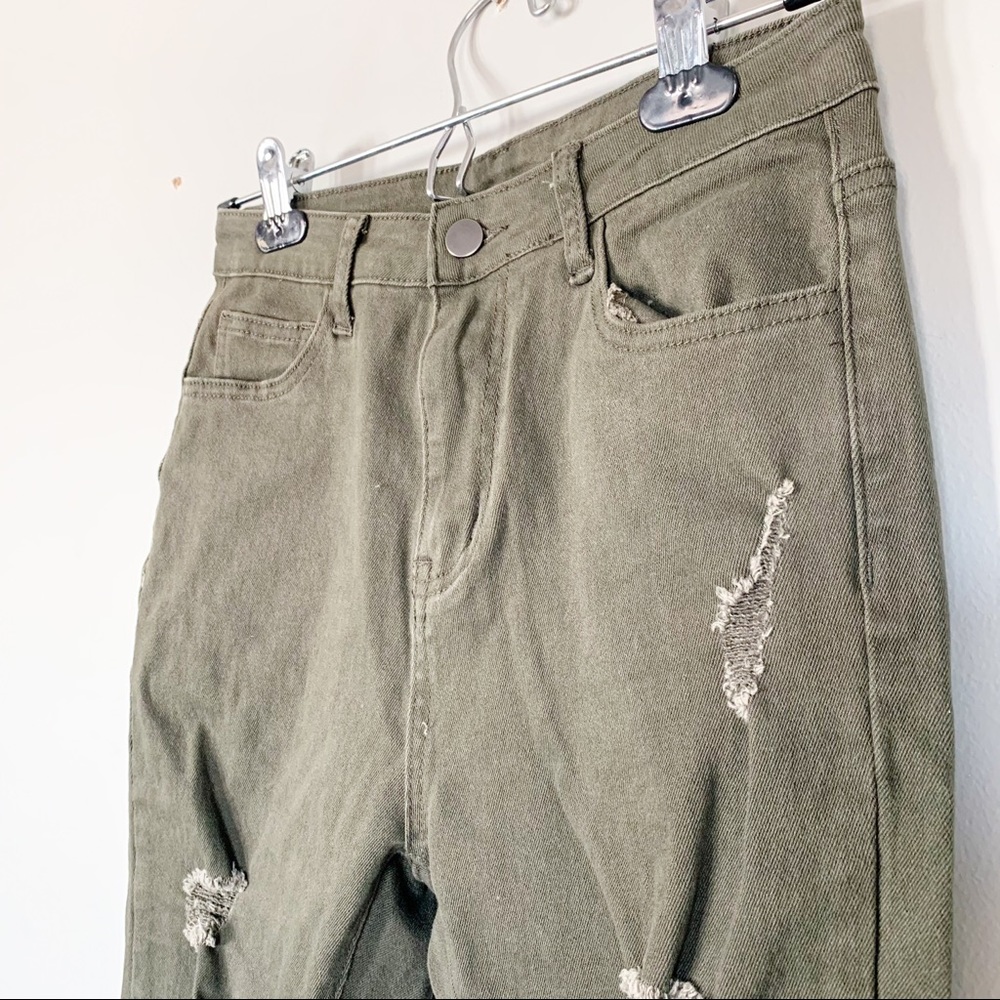 SHEIN • High Waisted Distressed Skinny Jeans